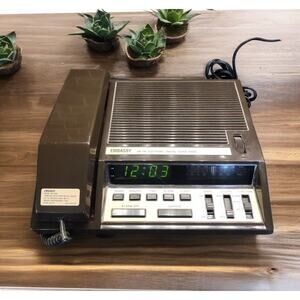 VIntage Brown‎ Embassy Model No. 682 Alarm Digital Clock Radio Telephone Phone